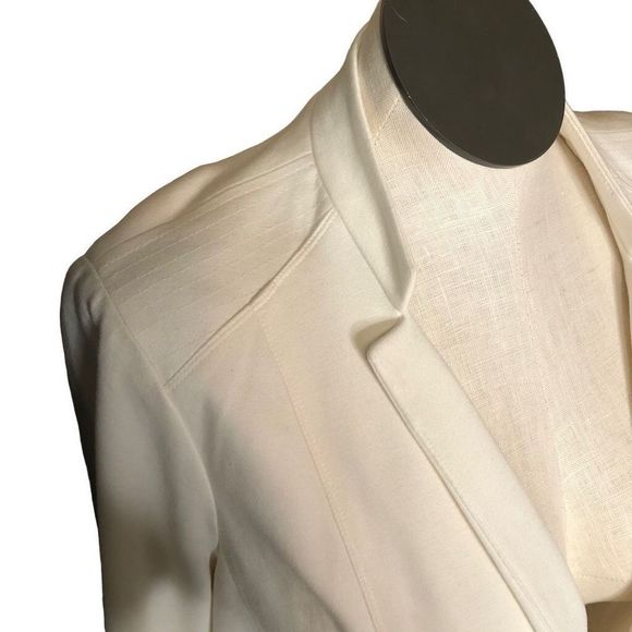 Chico’s Everyday Solid Ponte Jacket Ecru Size 2 - Picture 6 of 8